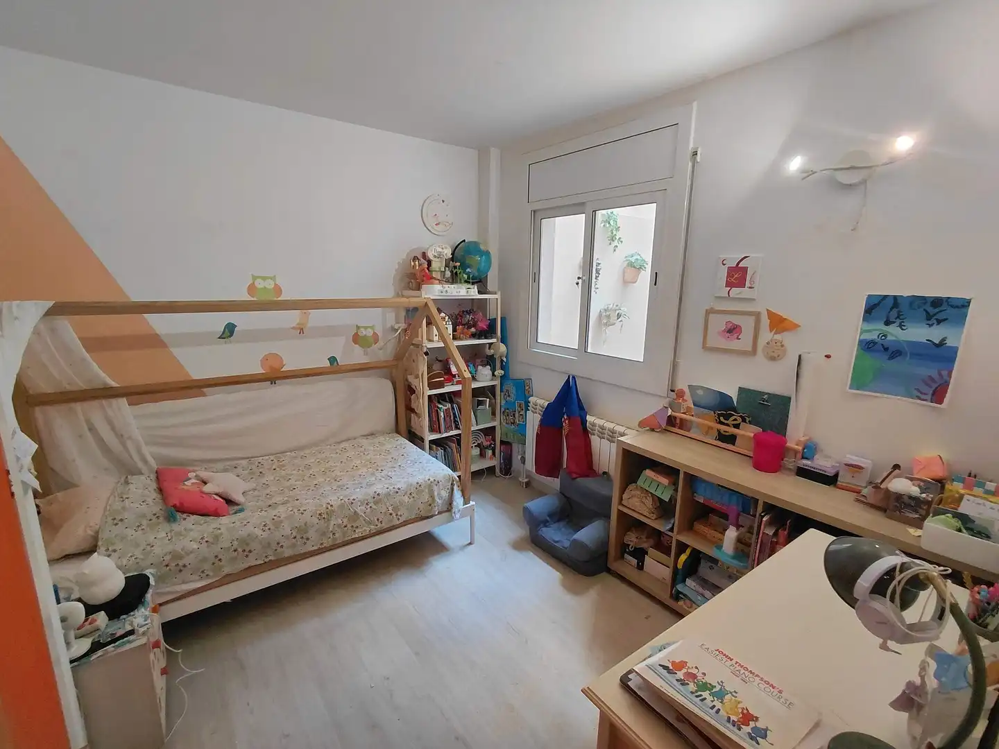 Schlafzimmer von Wohnung zur Miete in Barcelona mit Heizung