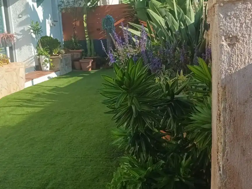 Casa a schiera con giardino in vendita a Carrer Santa Adela 4, imagen 6