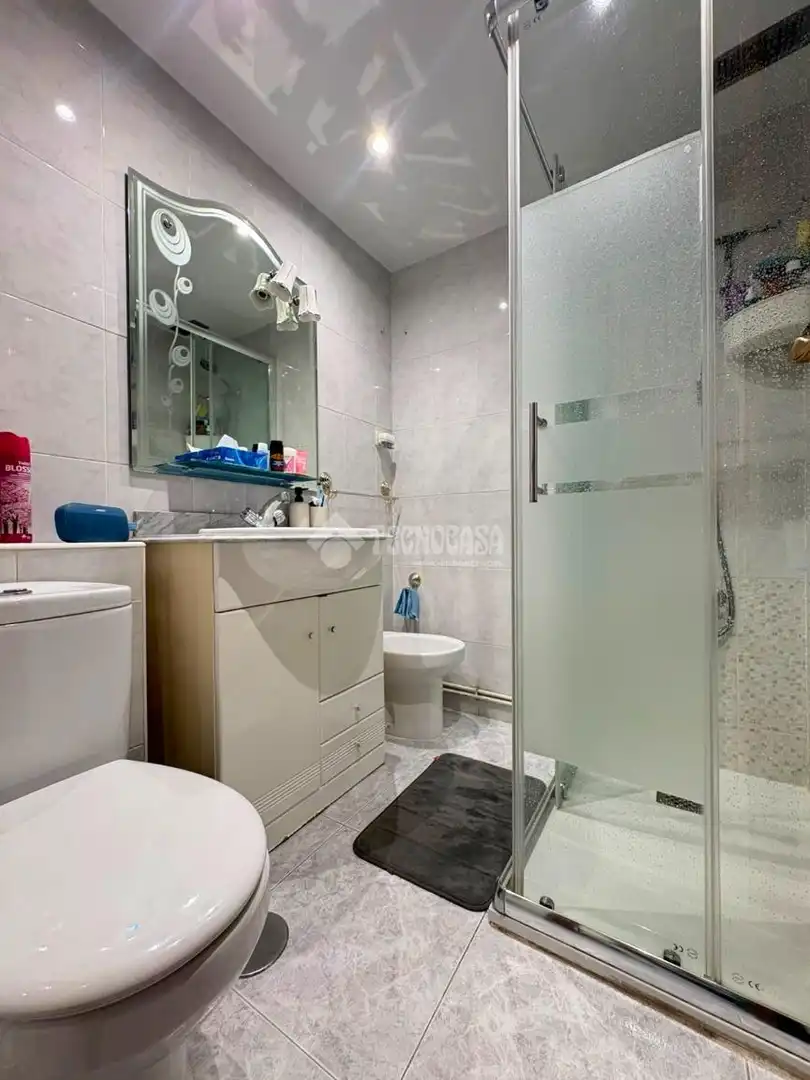 Badezimmer von Wohnung zum Verkauf in Getafe mit Klimaanlage, Heizung und Terrasse