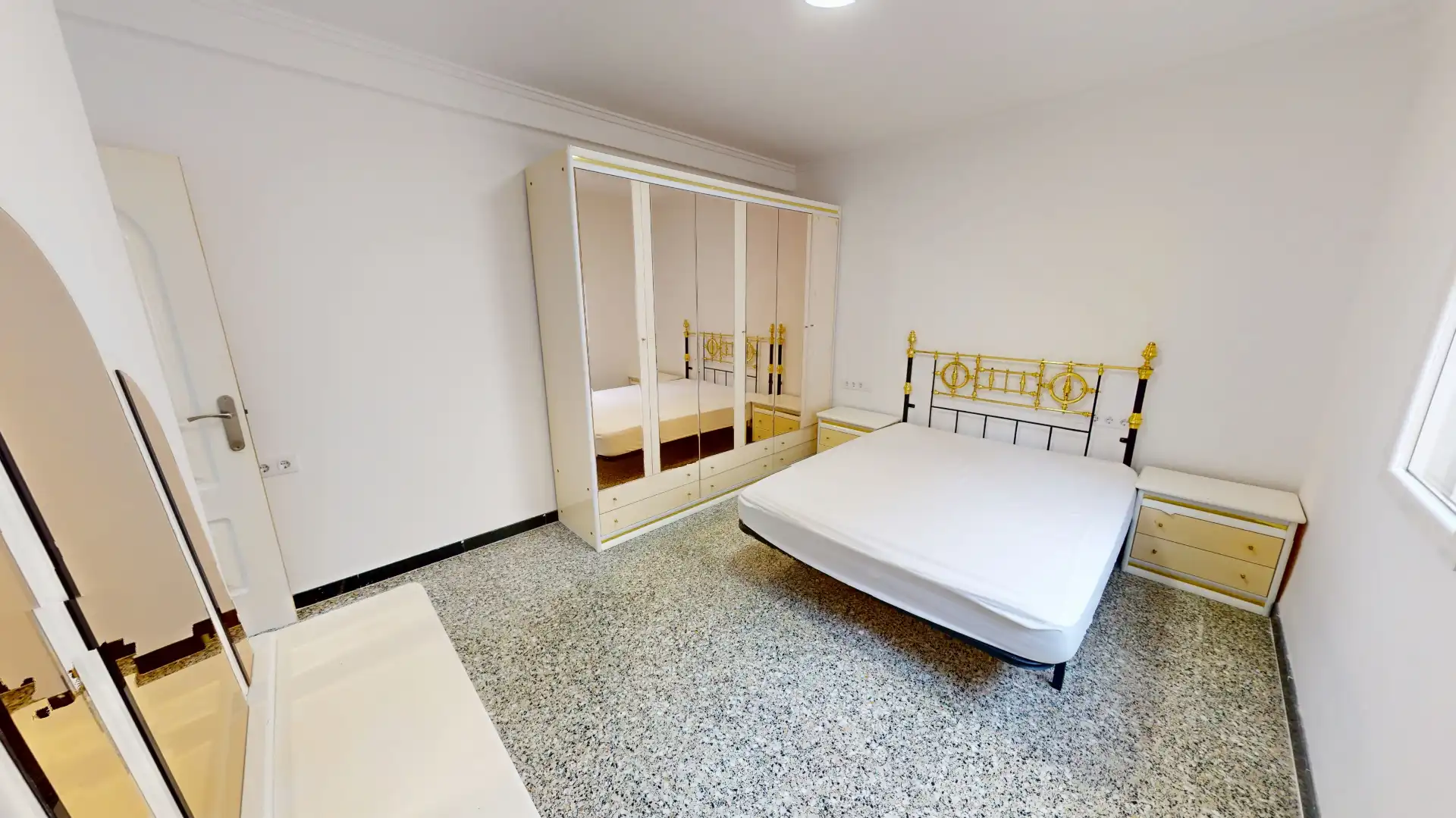 Flat for sale in Avenida de la Constitución 46, imagen 27