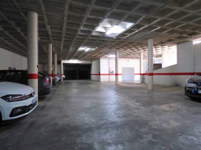 Garaje en Venta en Emilio Ortuño en Juzgados - Plaza de Toros