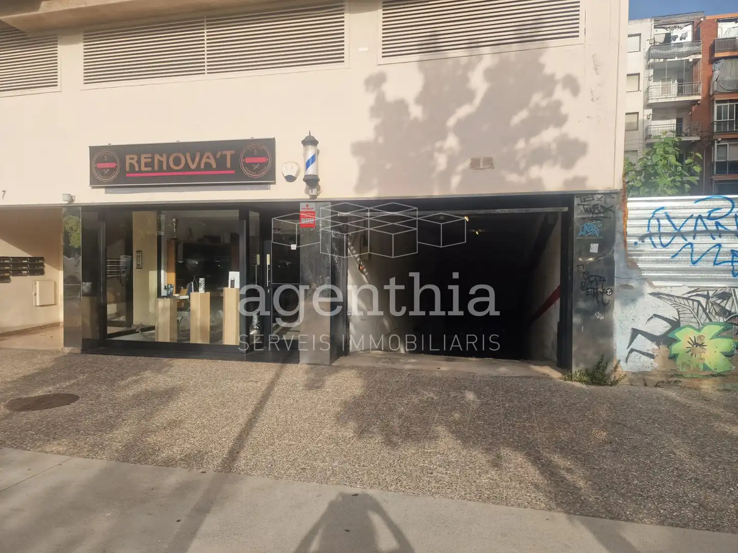 Garatge en venda en Girona