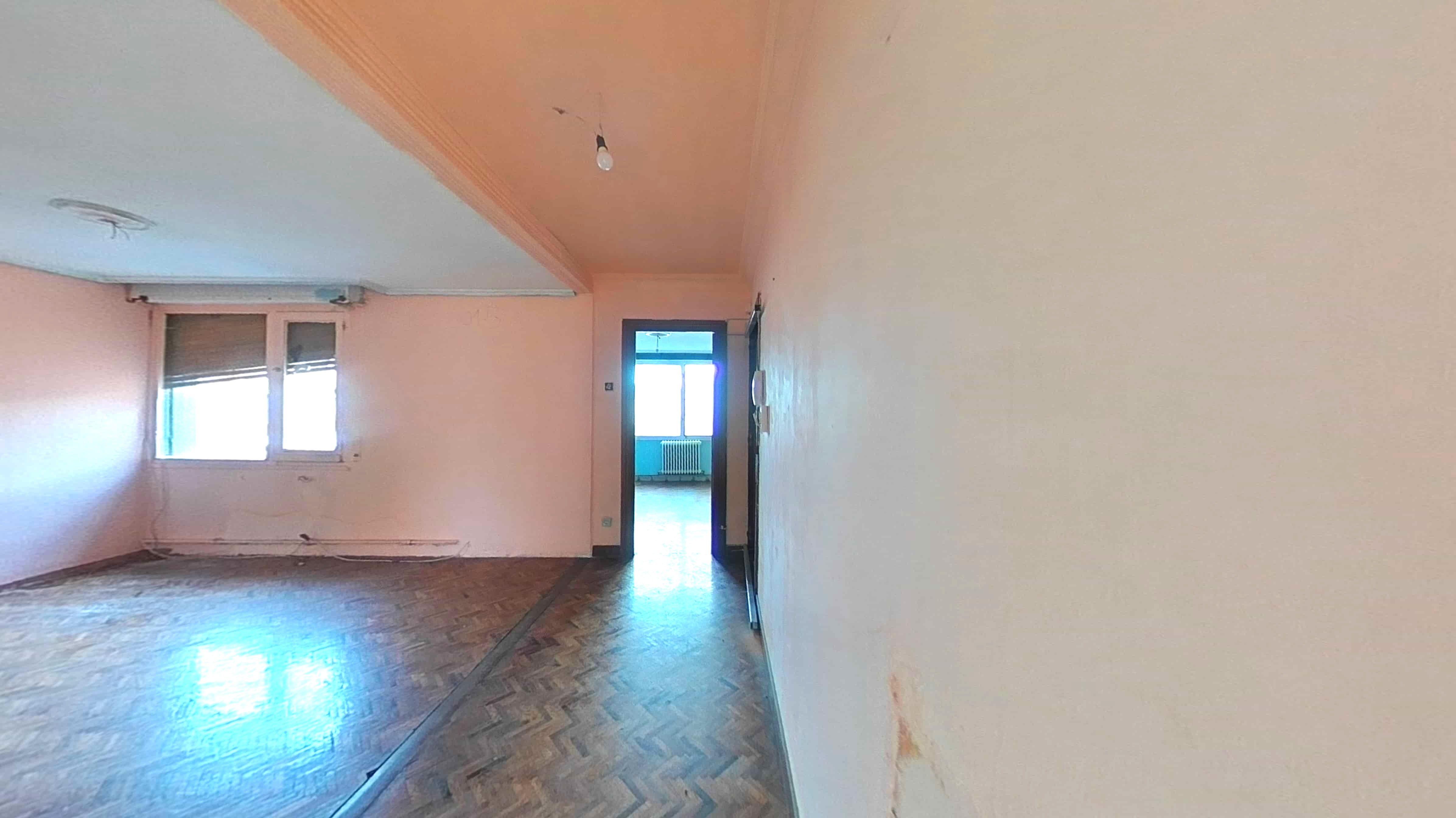 Flat for sale in Rochapea
