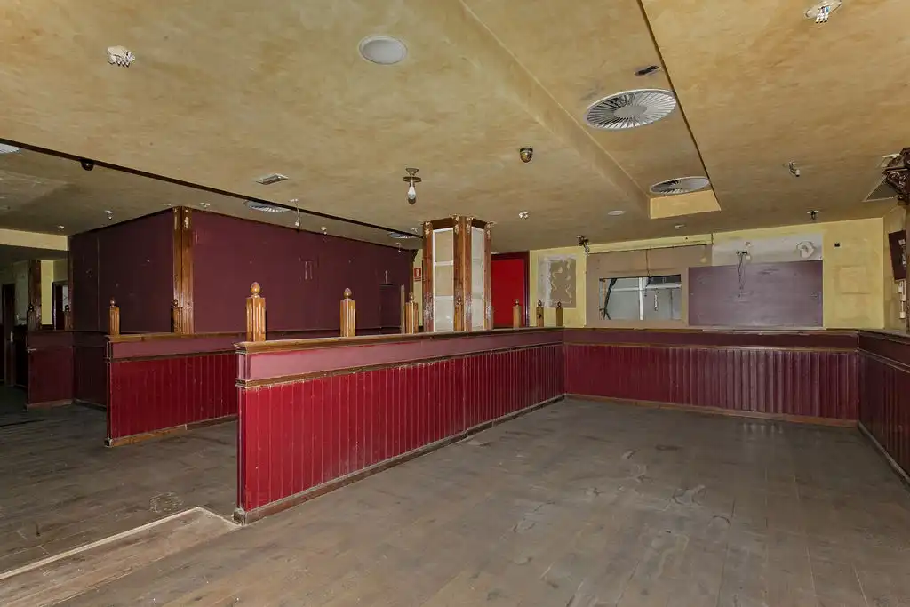 Business premises for sale in C/ Galileu, imagen 11