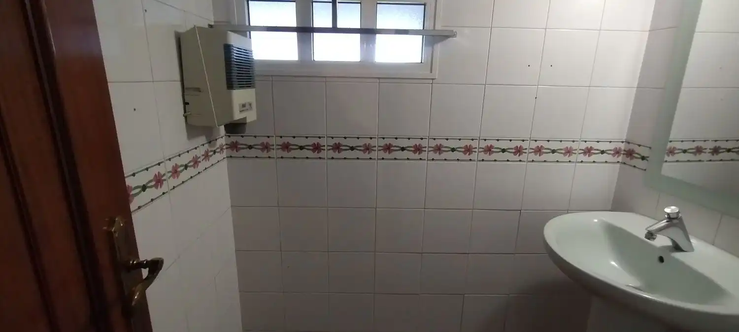 Local comercial en venta en Calle Torrente Ballester, imagen 40