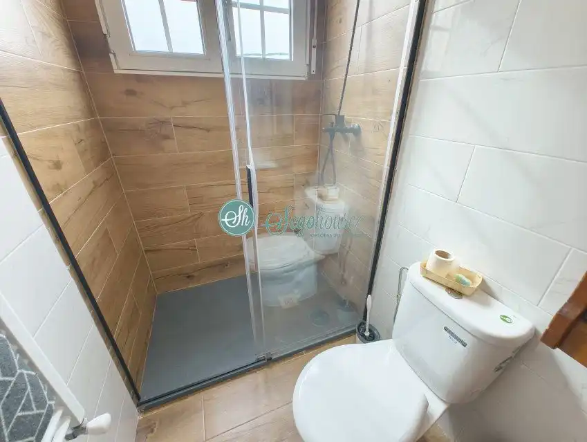 Baño de Casa o chalet de alquiler en Segovia con Calefacción y Amueblado
