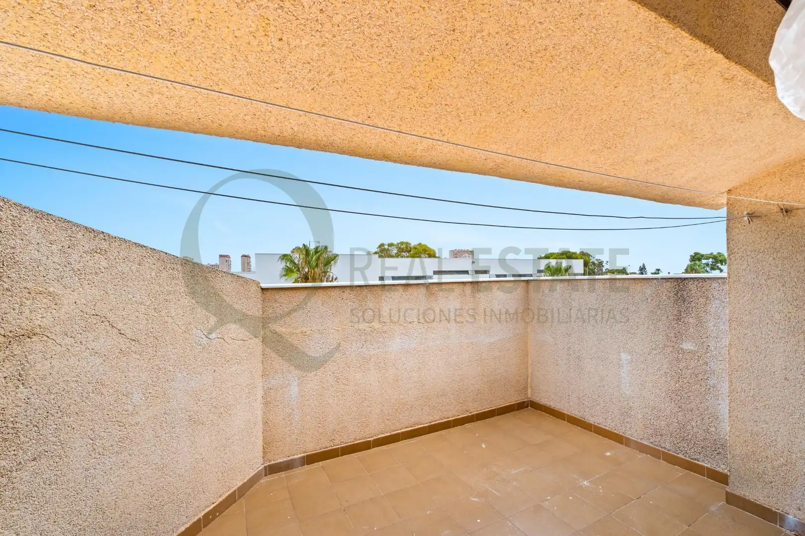 Terrassa de Casa o xalet en venda en El Campello amb Aire condicionat, Calefacció i Jardí privat