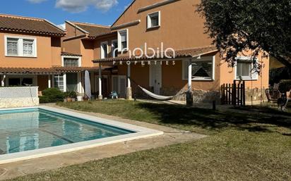 Garden of House or chalet for sale in Castellbisbal  with Air Conditioner and Swimming Pool