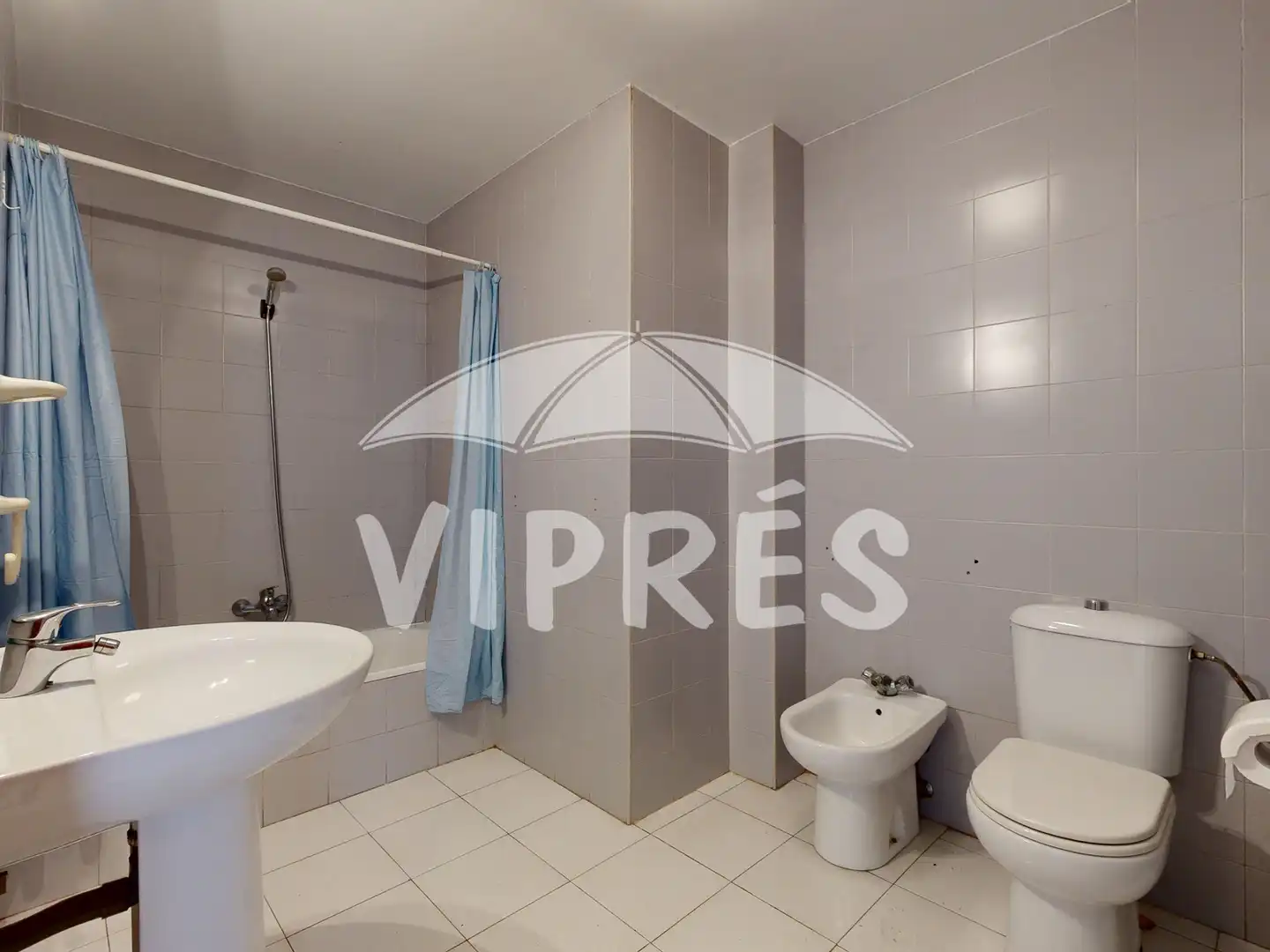 Baño de Piso en venta en Cáceres