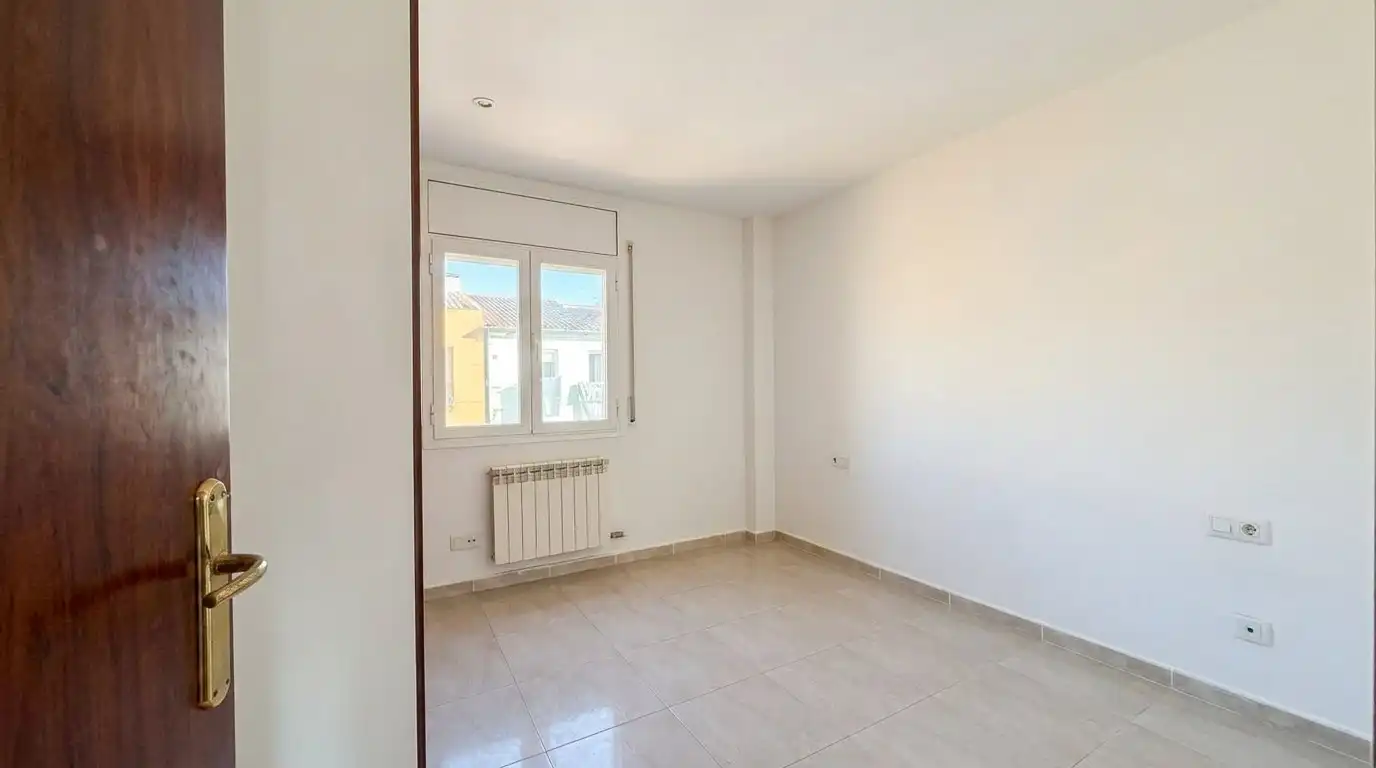 Bedroom of Duplexes for sale in Girona  with Air Conditioner, Heating and Balcony