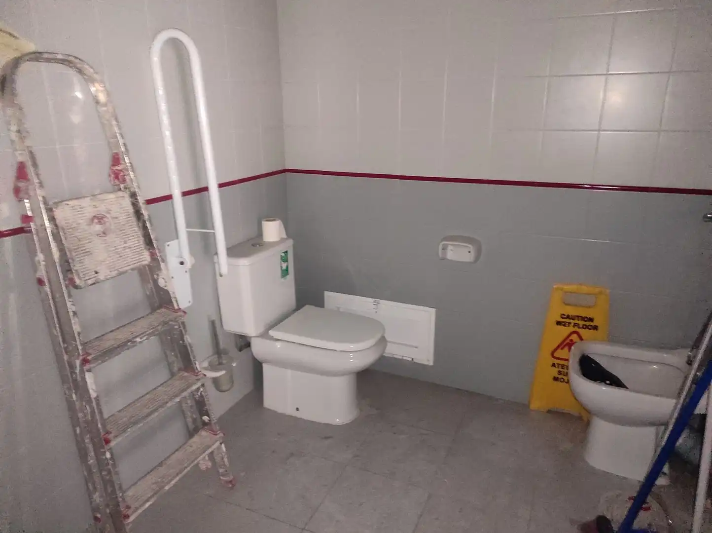 Baño de Local en venta en Ciudad Real