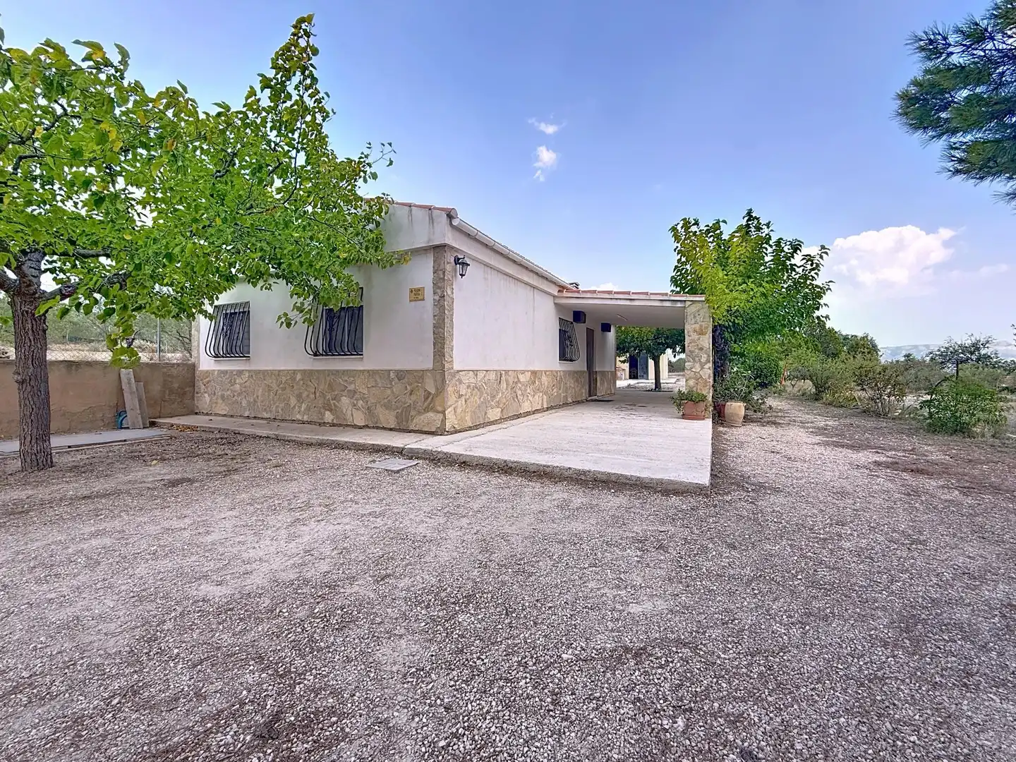 Haus mit Pool zum Verkauf in Castalla