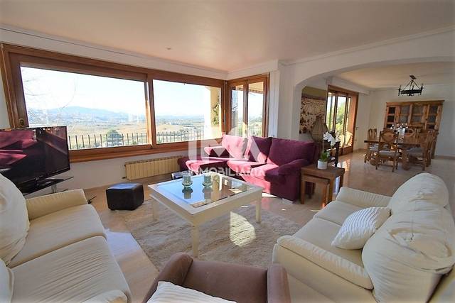 Casa-chalet en Alquiler en Montepilar