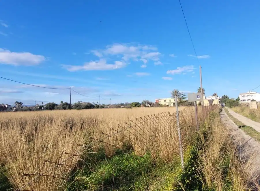 Terreny residencial en venda a Carrer de l'Escota 29