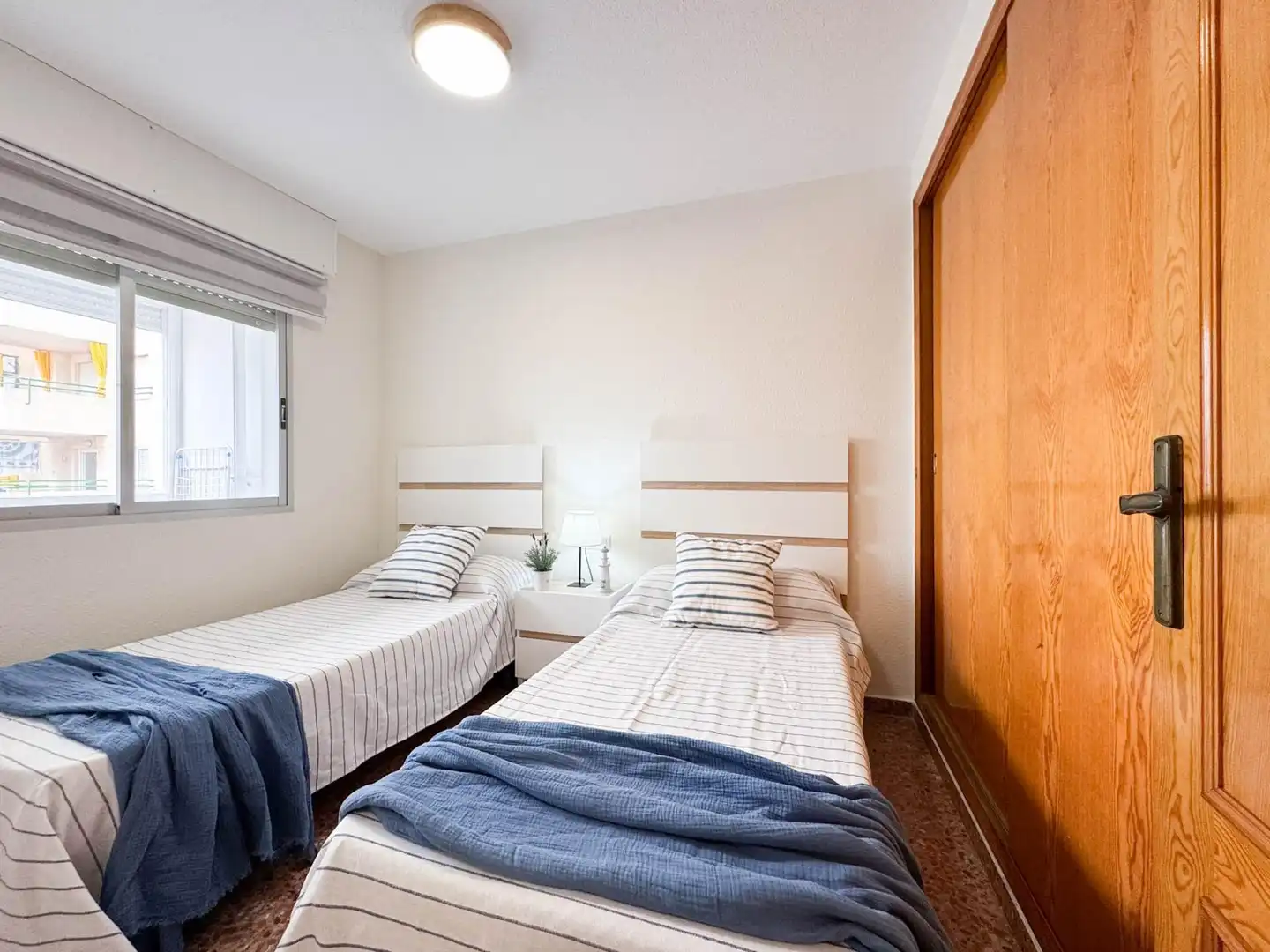 Habitación de Apartamento de alquiler en Playa de Gandia