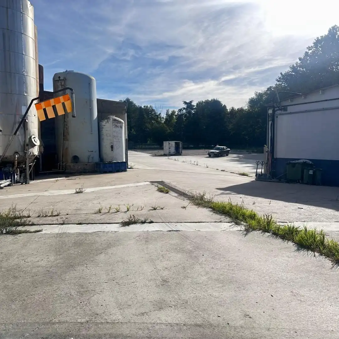 Parking de Nave industrial en venta en Cornellà del Terri