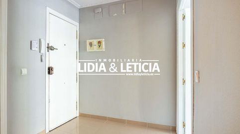 Foto 3 de Piso en venta en Calle Mar Rojo, La Paz, Alcalá de Guadaira