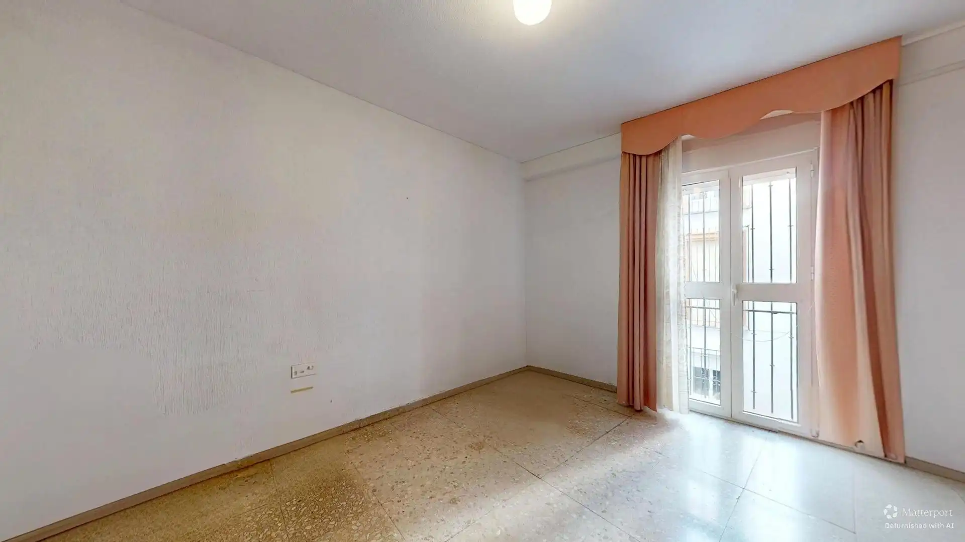Dormitori de Pis en venda en Córdoba amb Balcó