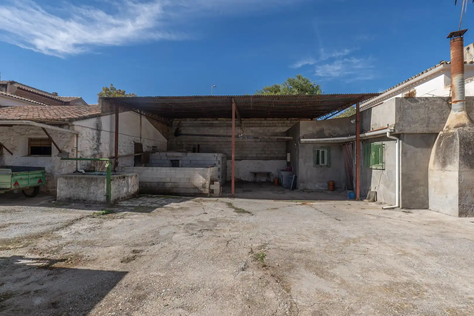 Vista exterior de Casa o chalet en venta en Albolote con Terraza y Balcón
