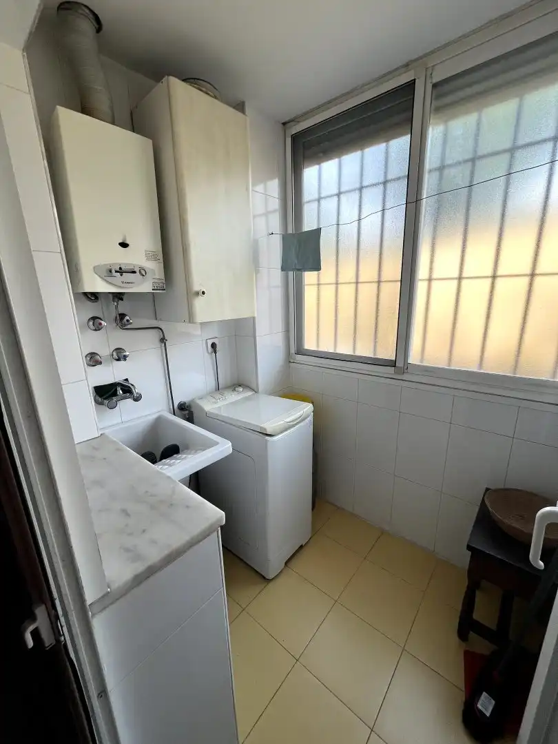 Baño de Piso en venta en Salobreña con Terraza