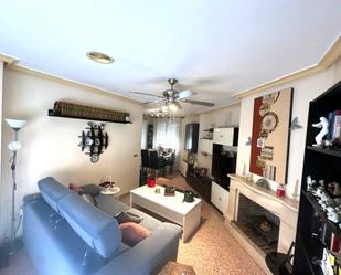 Living room of Flat for sale in Catral  with Air Conditioner, Terrace and Furnished