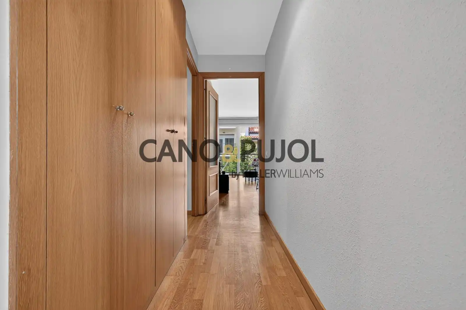 Piso en venta en Rubí con Calefacción y Terraza