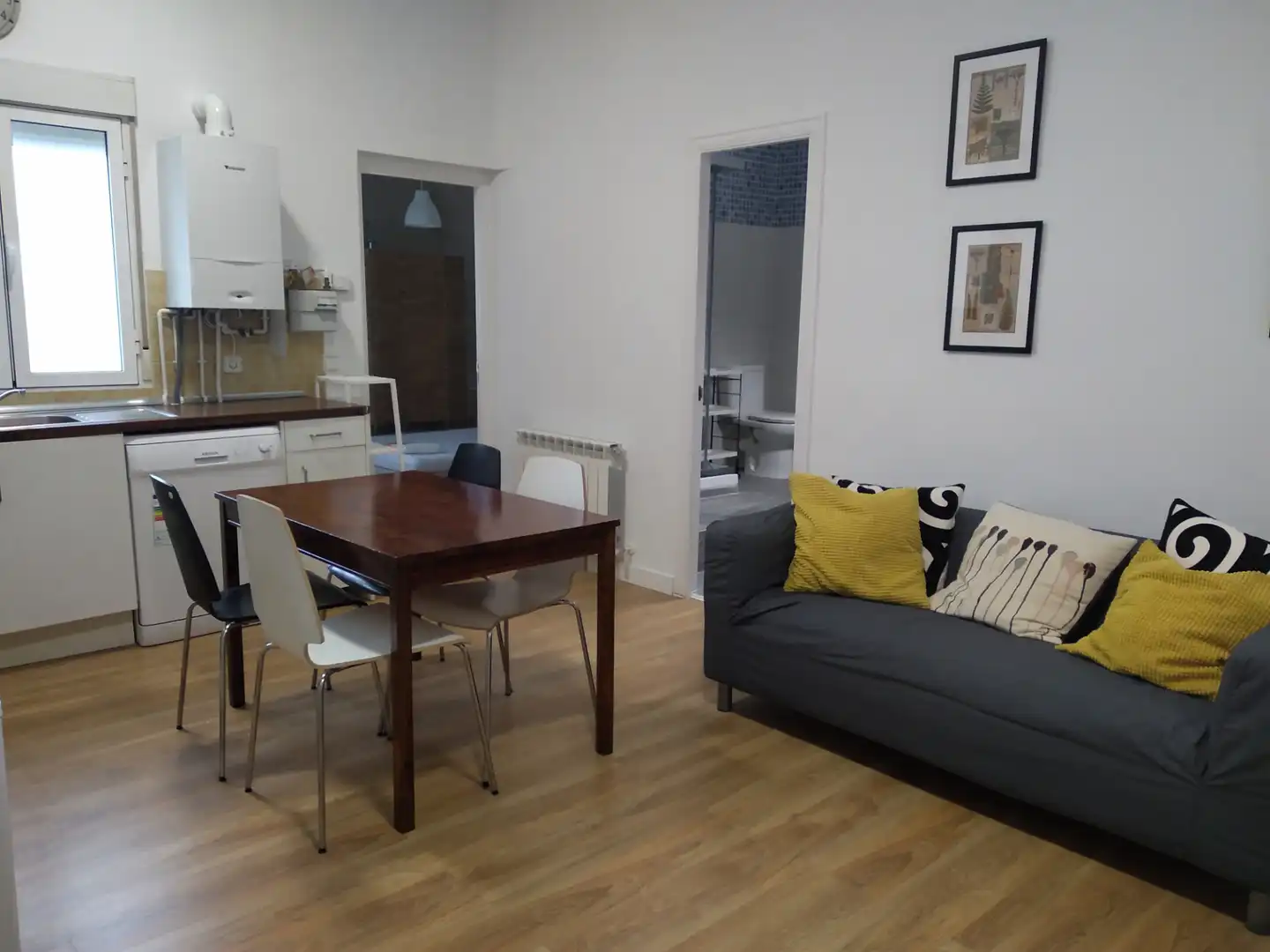 Habitació a Calle del Calvario, 16, Embajadores - Lavapiés