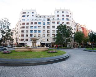 Vista exterior de Pis en venda en Bilbao 