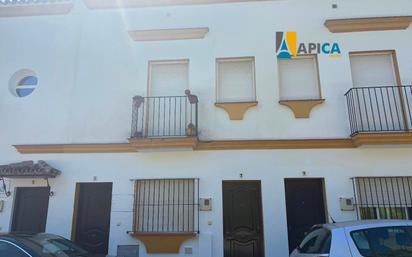Exterior view of Single-family semi-detached for sale in El Bosque  with Air Conditioner, Heating and Terrace