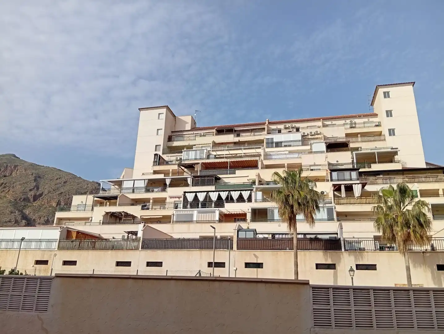 Exterior view of Apartments for sale in Roquetas de Mar  with Community pool