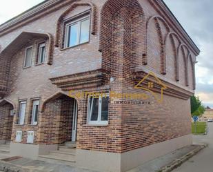 Vista exterior de Casa adosada en venda en Villoria amb Calefacció