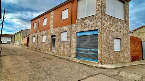 Foto 2 von Gebaude zum Verkauf in Coomonte, Zamora