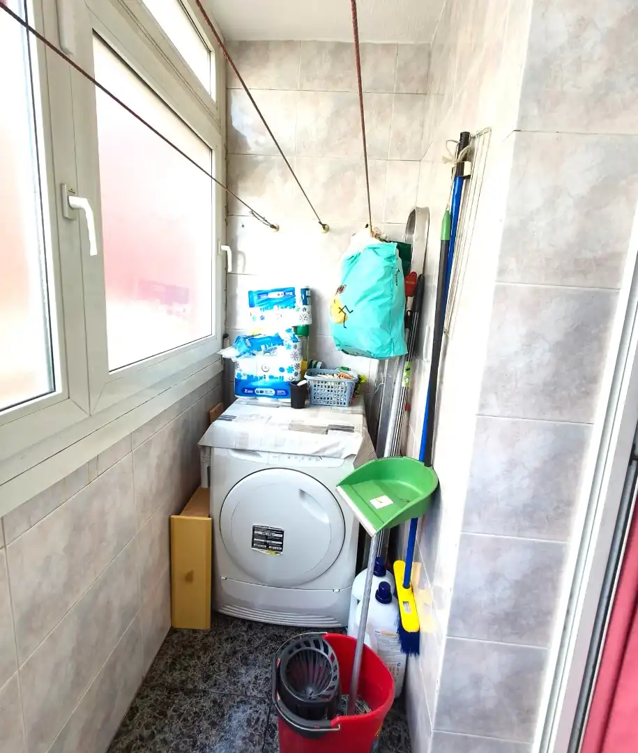 Badezimmer von Maisonette zum Verkauf in L'Hospitalet de Llobregat mit Klimaanlage, Heizung und Balkon