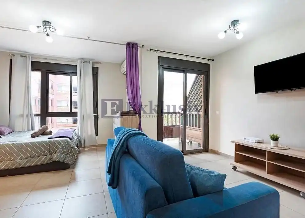 Study for sale in Palm - Mar