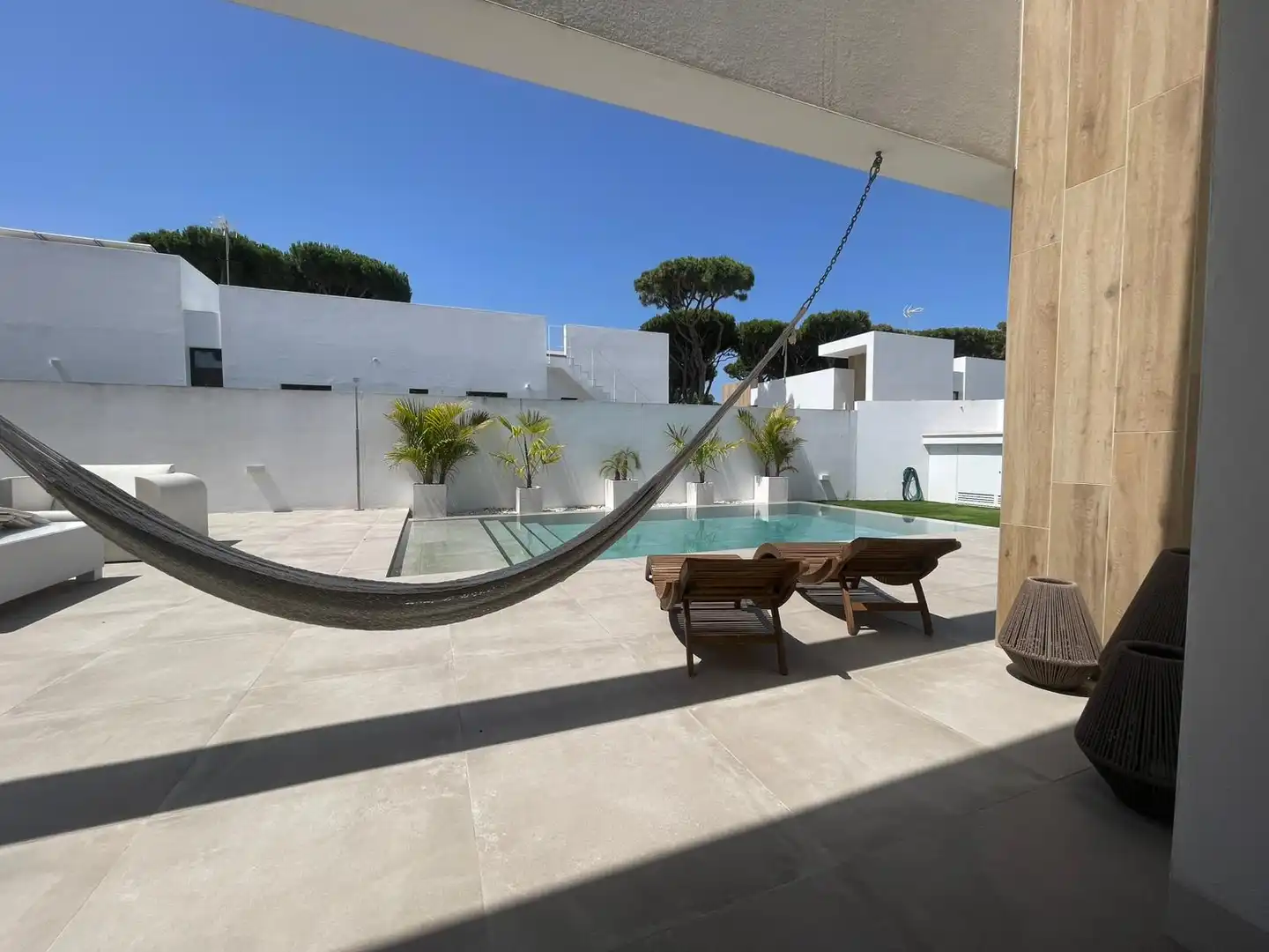 Piscina de Casa o chalet en venta en Chiclana de la Frontera con Aire acondicionado, Calefacción y Jardín privado
