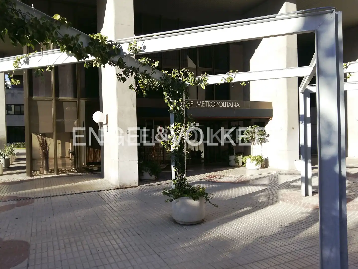 Piso de alquiler en Madrid con Calefacción, Terraza y Piscina