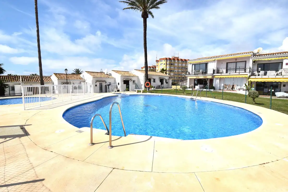 Piscina de Casa o chalet en venta en Mijas con Aire acondicionado, Calefacción y Jardín privado