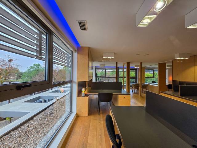 Oficina en Alquiler en Avenida Camp de Morvedre, 115 en Ciutat del Transport - La Salera