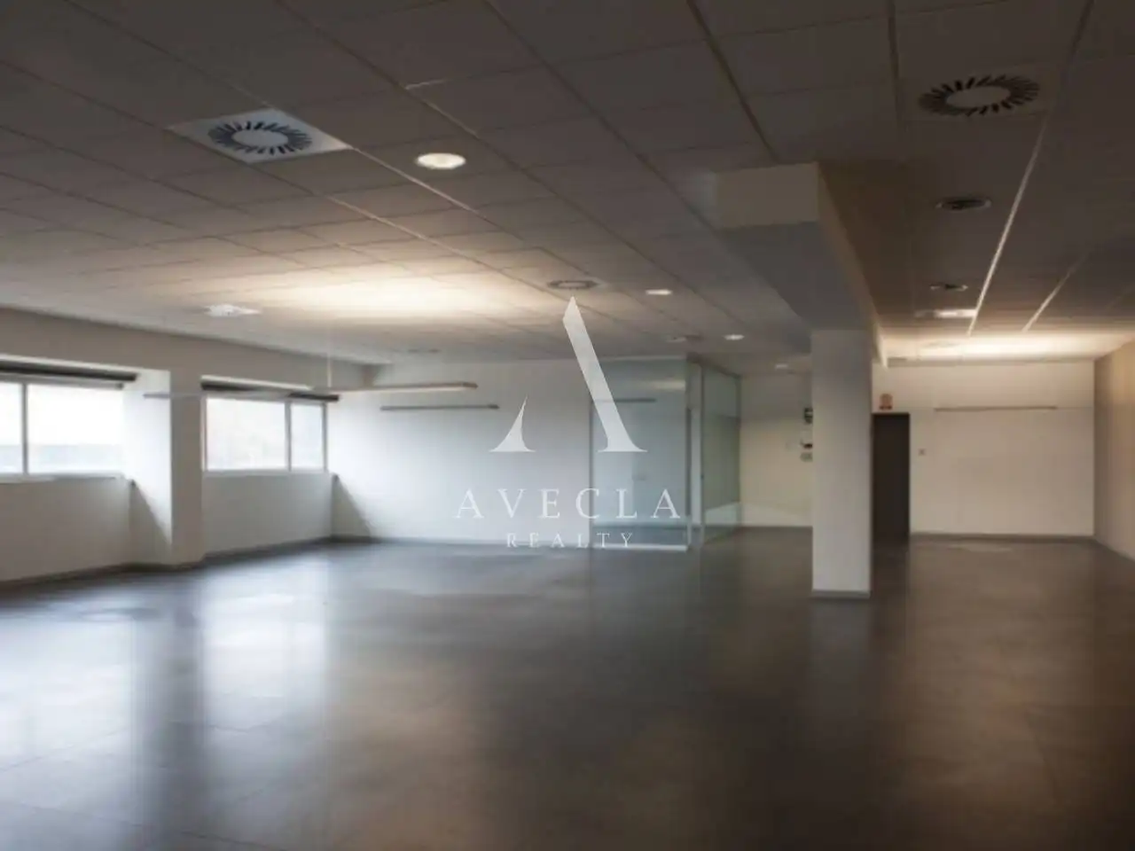 Nau industrial de lloguer en Llinars del Vallès