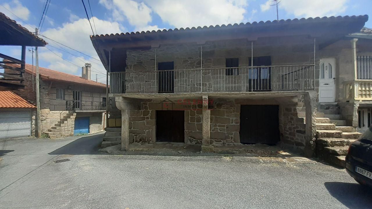 Exterior view of House or chalet for sale in Paderne de Allariz  with Balcony