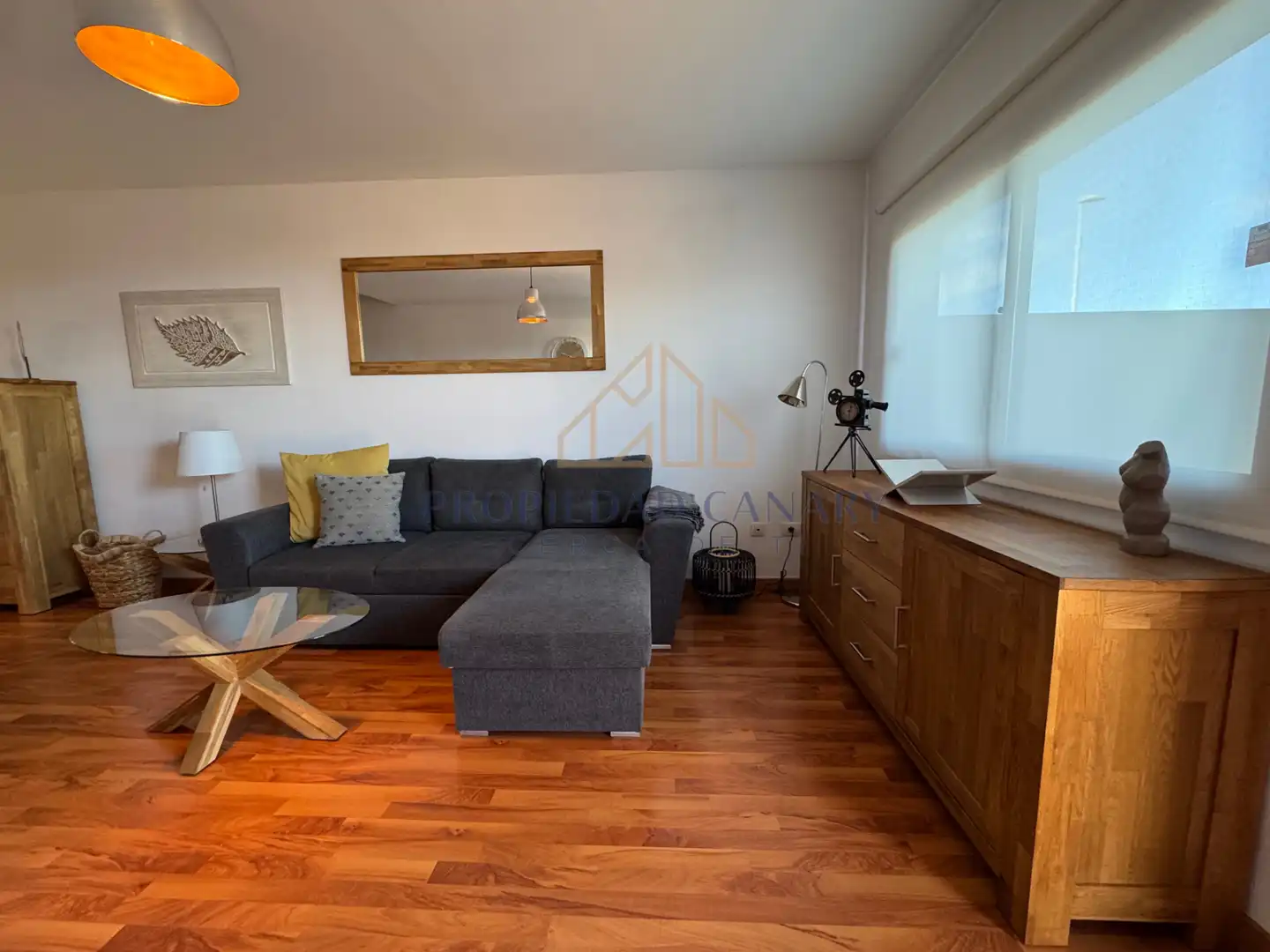 Sala de estar de Casa adosada de alquiler en La Orotava con Jardín privado, Terraza y Amueblado