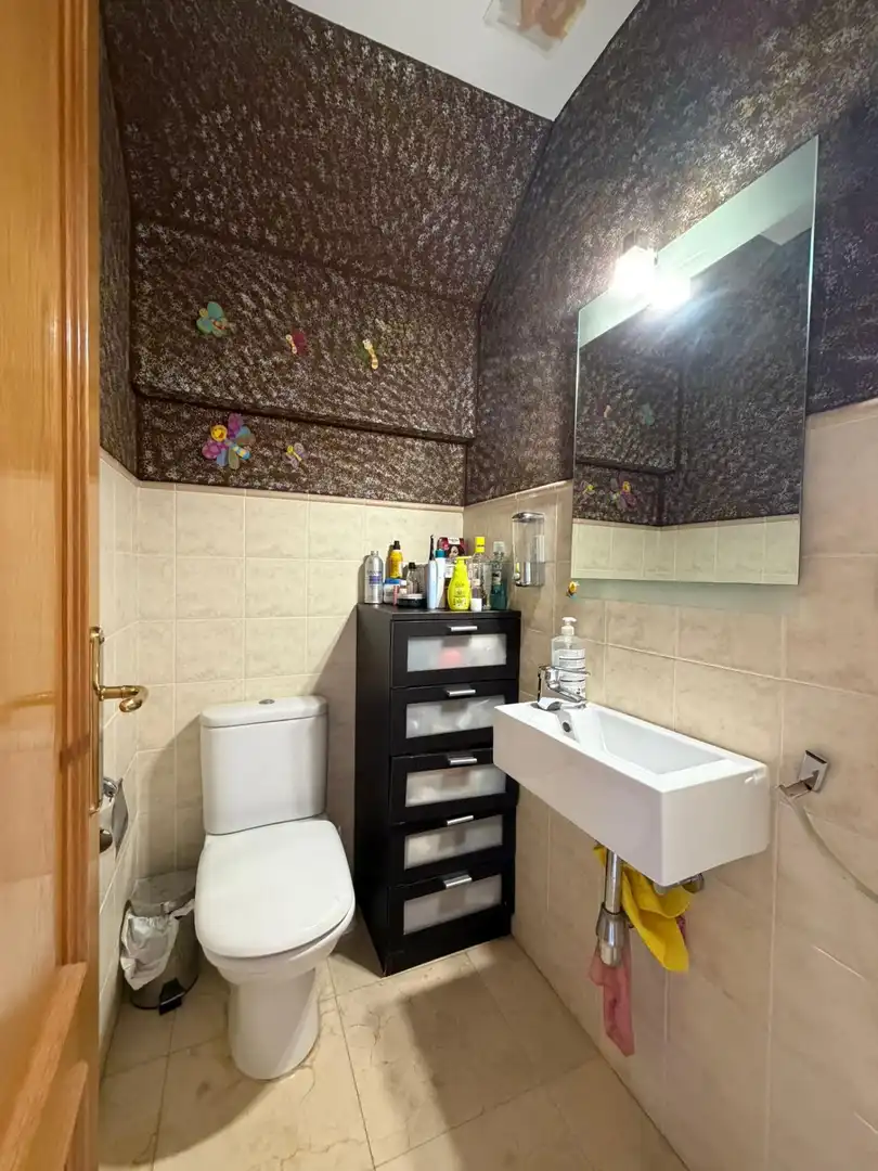 Bathroom of Houses for sale in Córdoba  with Air Conditioner, Private garden and Balcony