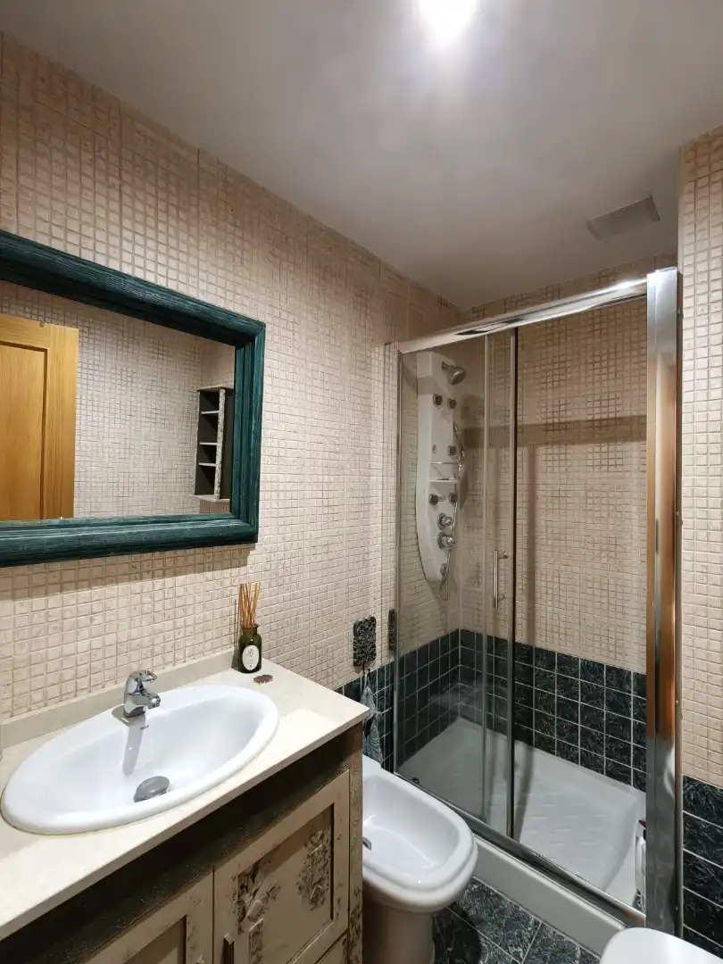 Bany de Casa o xalet en venda en Valdemoro amb Aire condicionat, Calefacció i Parquet