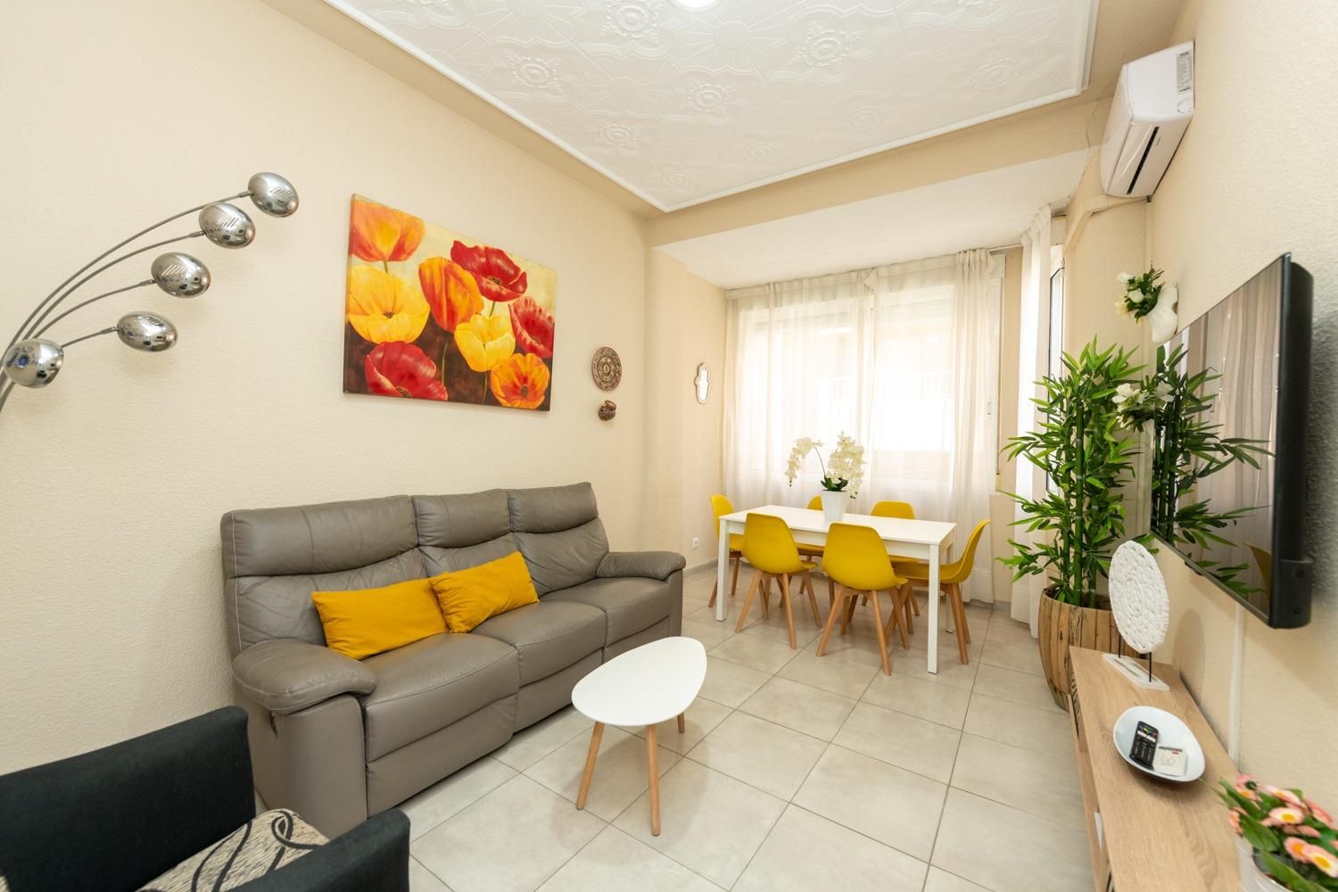 Sala d'estar de Pis en venda en Alicante / Alacant amb Aire condicionat, Calefacció i Balcó