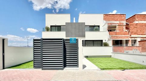 Foto 2 de Casa adosada en venta en Cox, Alicante