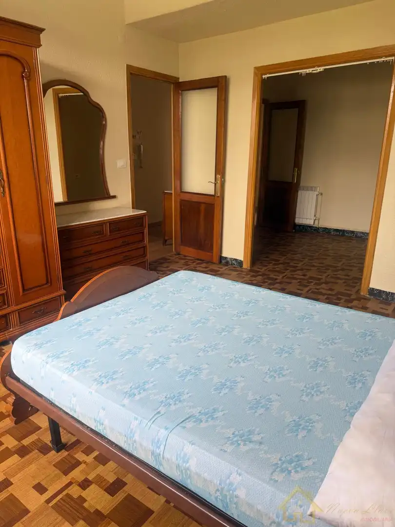 Habitación de Piso en venta en Lugo con Calefacción, Terraza y Trastero