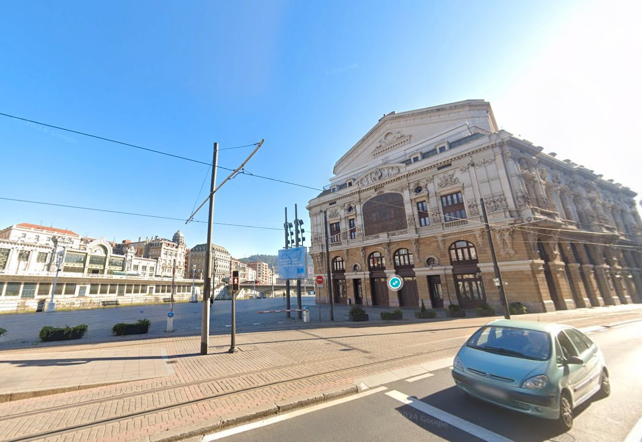 Exterior view of Office for sale in Bilbao 