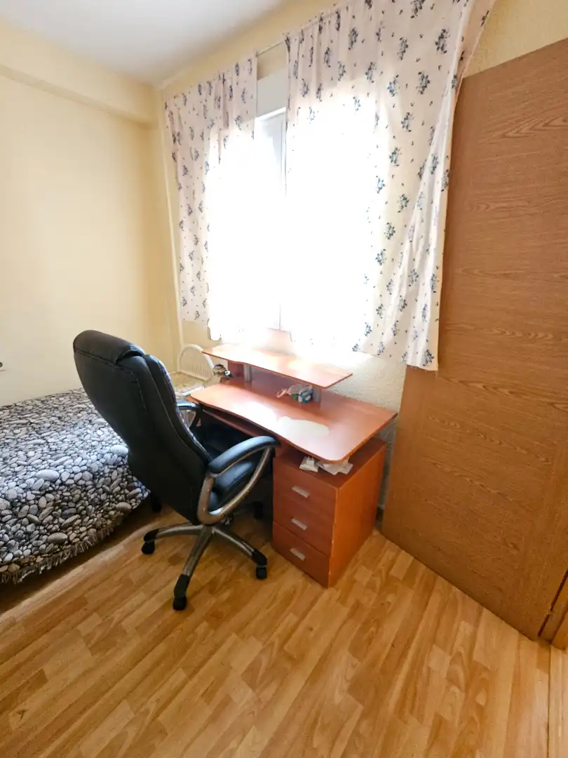 Bedroom of Flat for sale in Granada