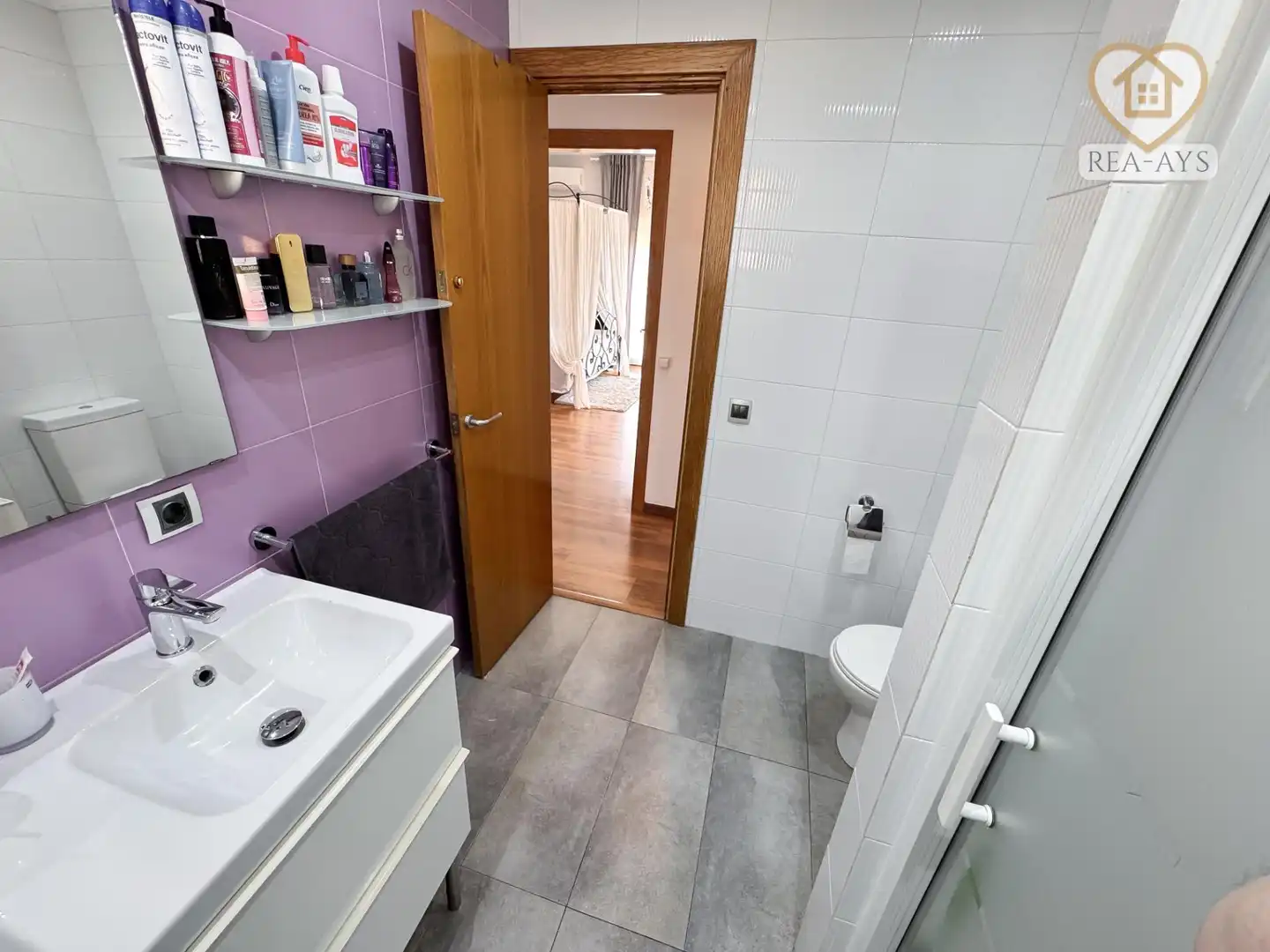 Bany de Casa o xalet en venda en Olesa de Bonesvalls amb Calefacció, Jardí privat i Parquet
