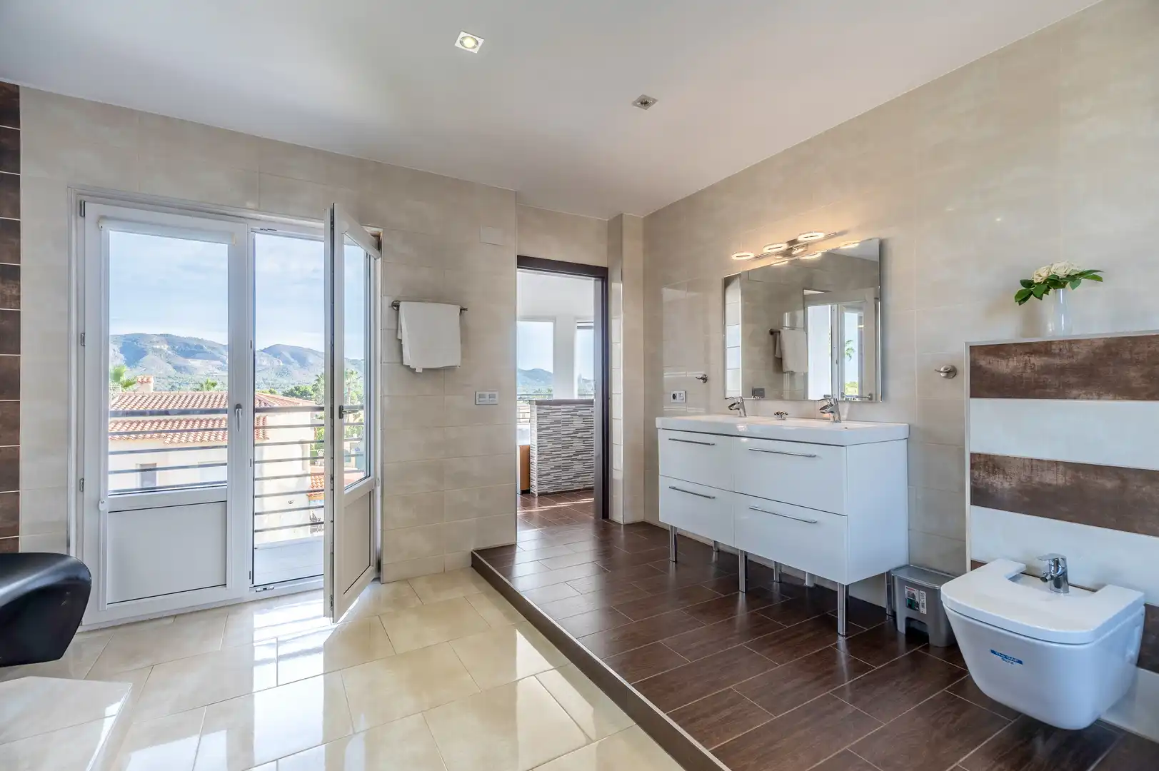 Casa con piscina en venta en Pueblo - Urbanizaciones, imagen 12